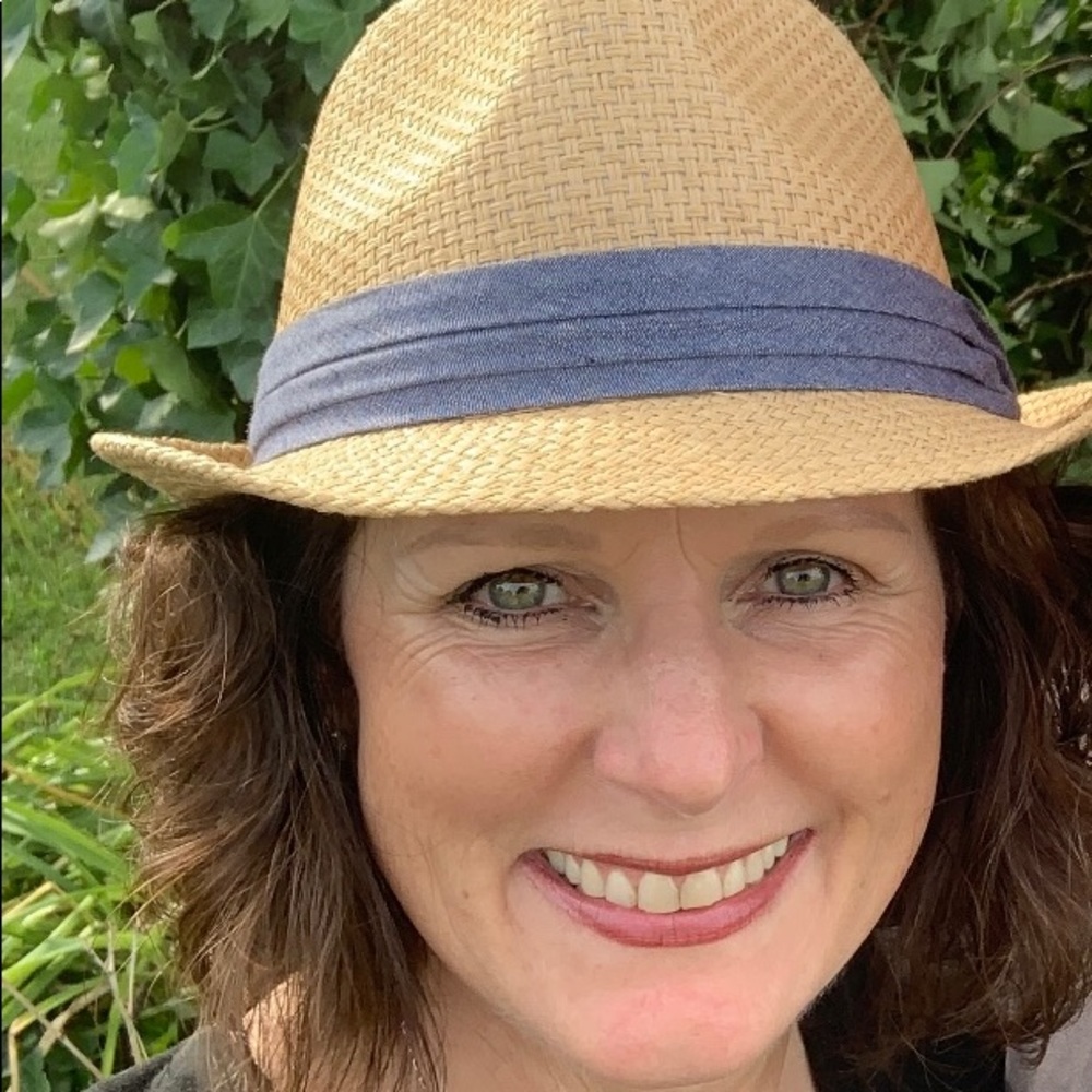 Meet your Posher, Kimberlyn